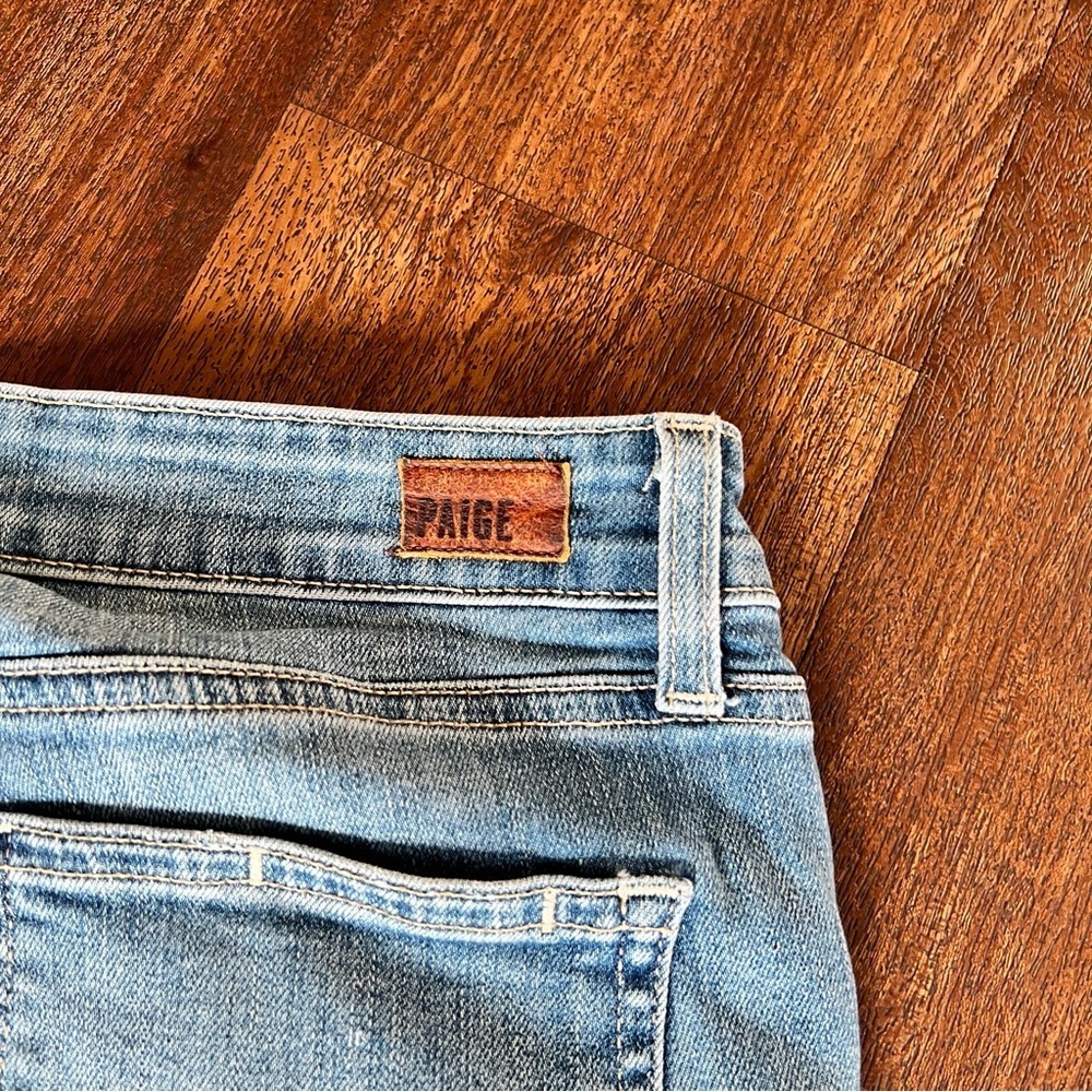 PAIGE HOXTON Crop RIPPED JEANS - Picture 8 of 12